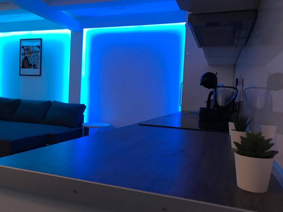 Blaha Art Apartment — Photos 3